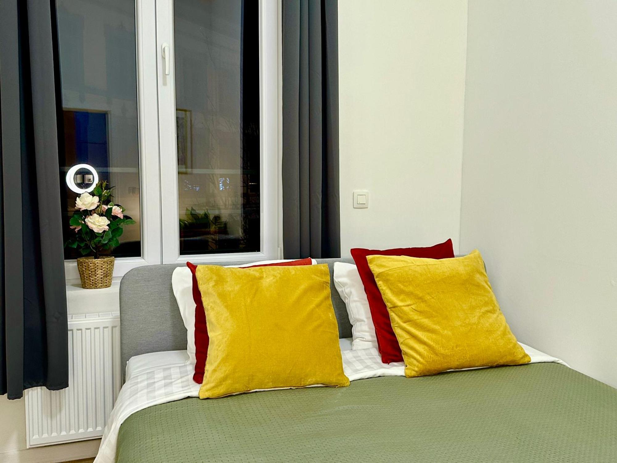 Luxury Suites Mons By Rikas Hotels Dış mekan fotoğraf