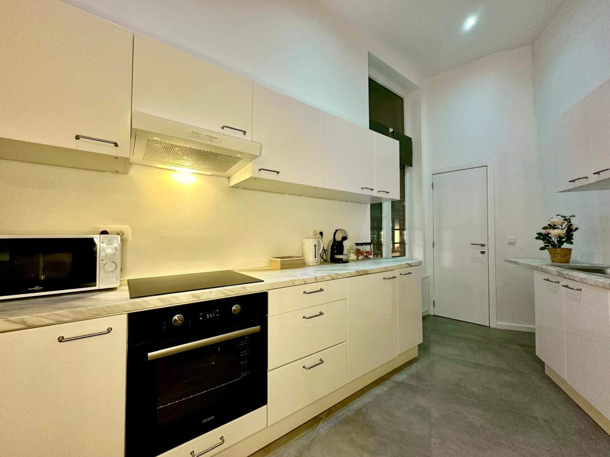 Luxury Suites Mons By Rikas Hotels Dış mekan fotoğraf