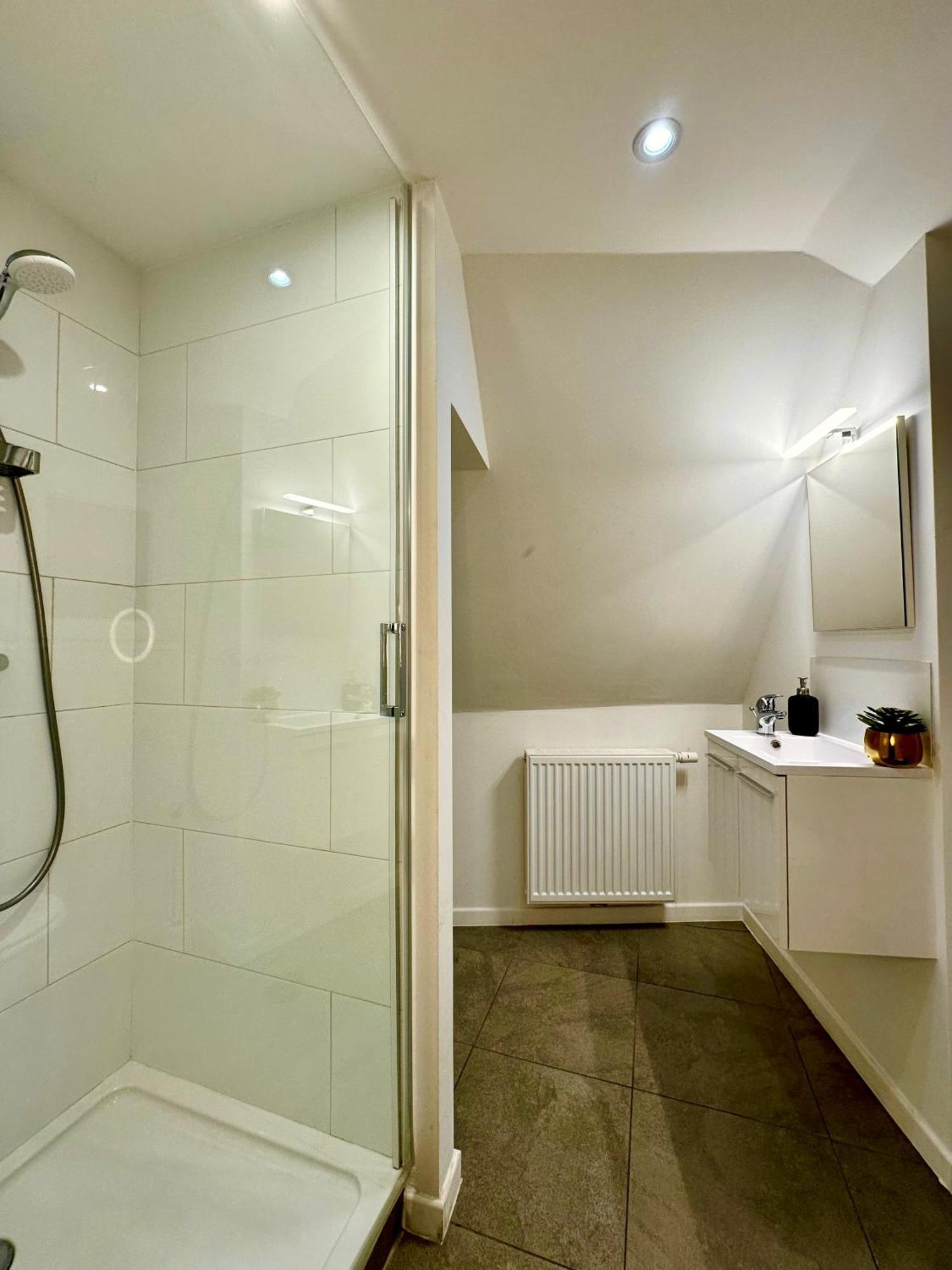 Luxury Suites Mons By Rikas Hotels Dış mekan fotoğraf