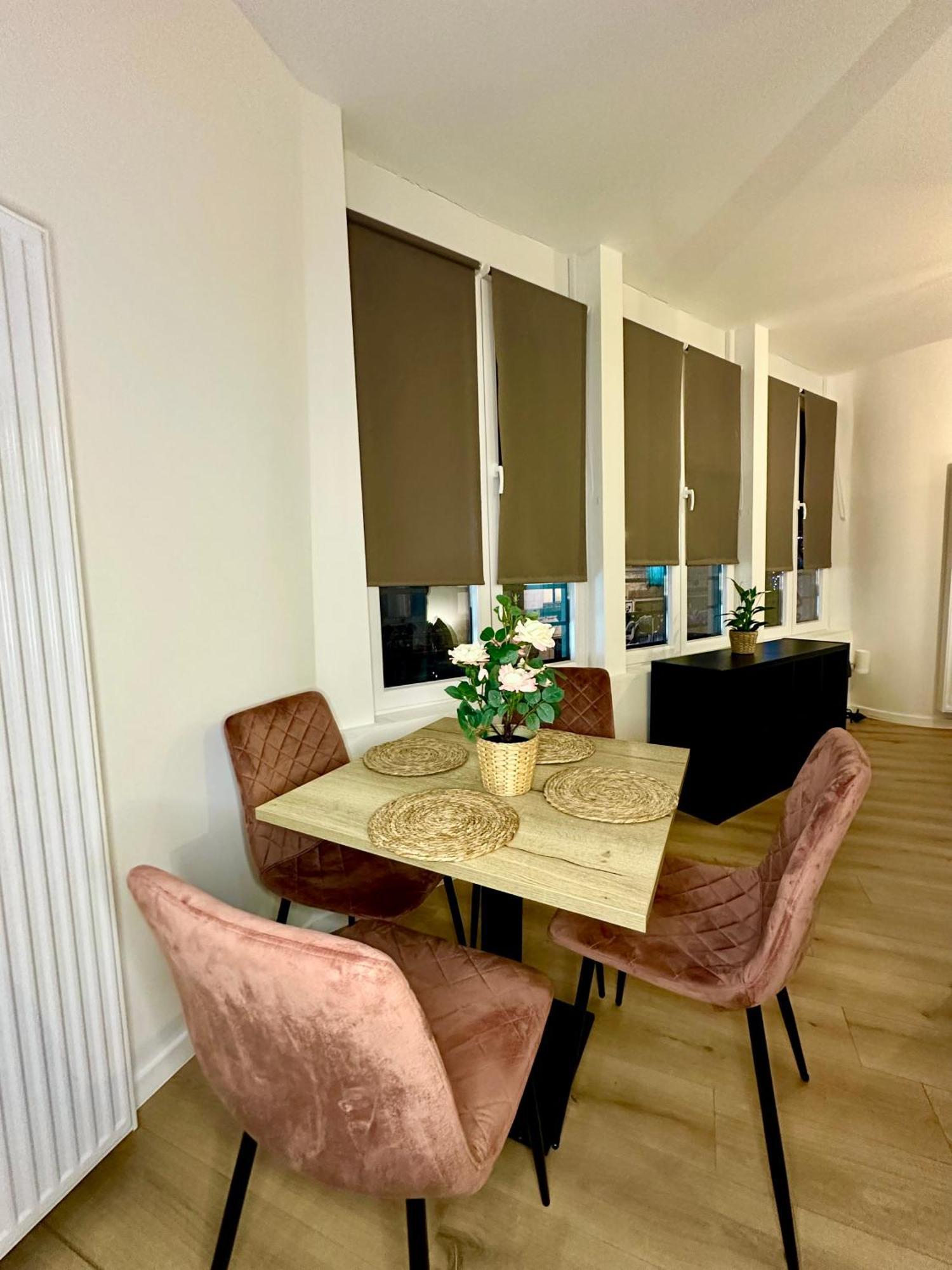 Luxury Suites Mons By Rikas Hotels Dış mekan fotoğraf