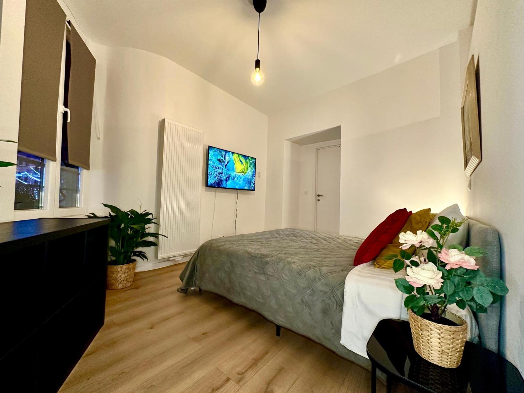Luxury Suites Mons By Rikas Hotels Dış mekan fotoğraf
