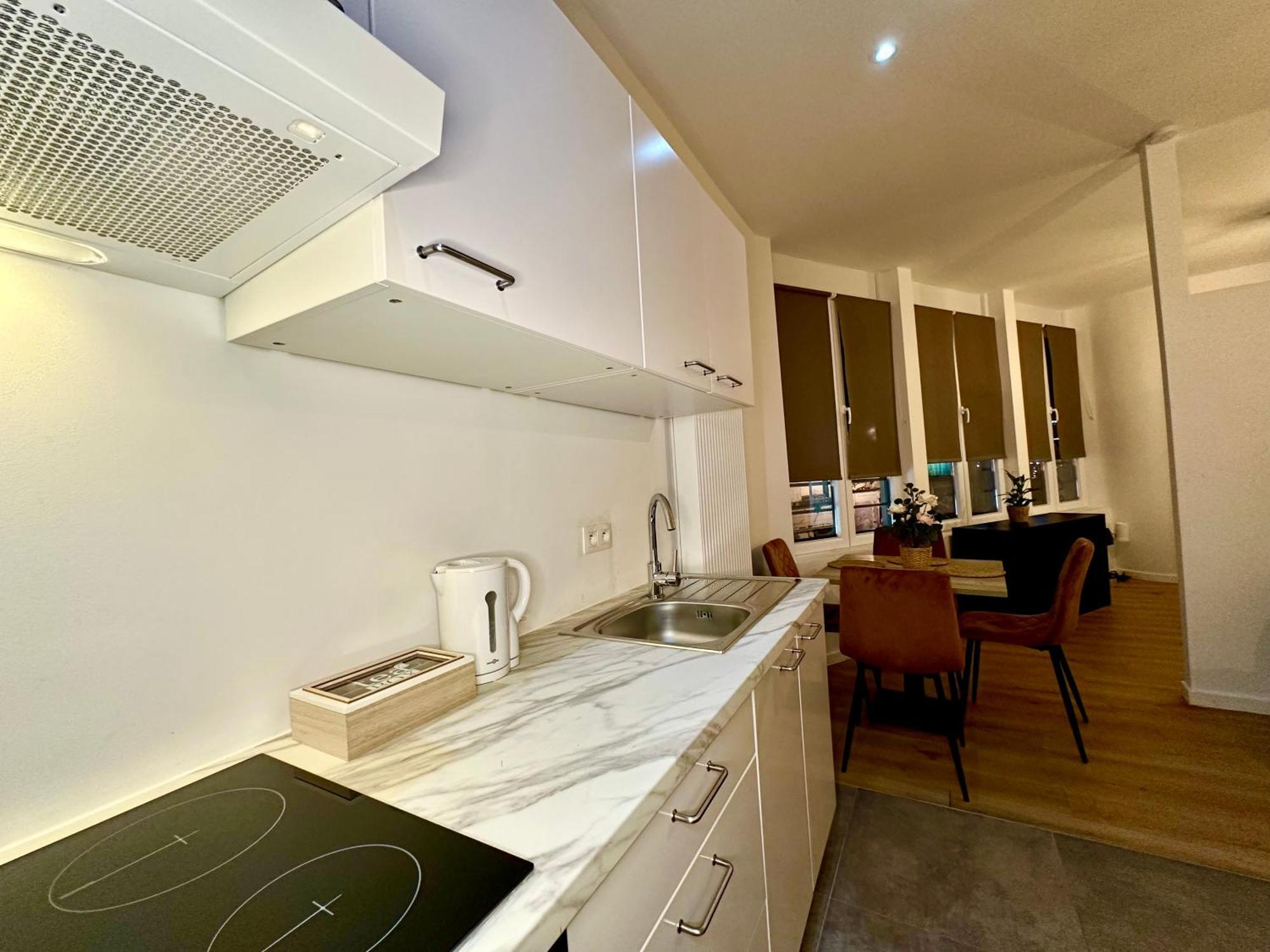 Luxury Suites Mons By Rikas Hotels Dış mekan fotoğraf